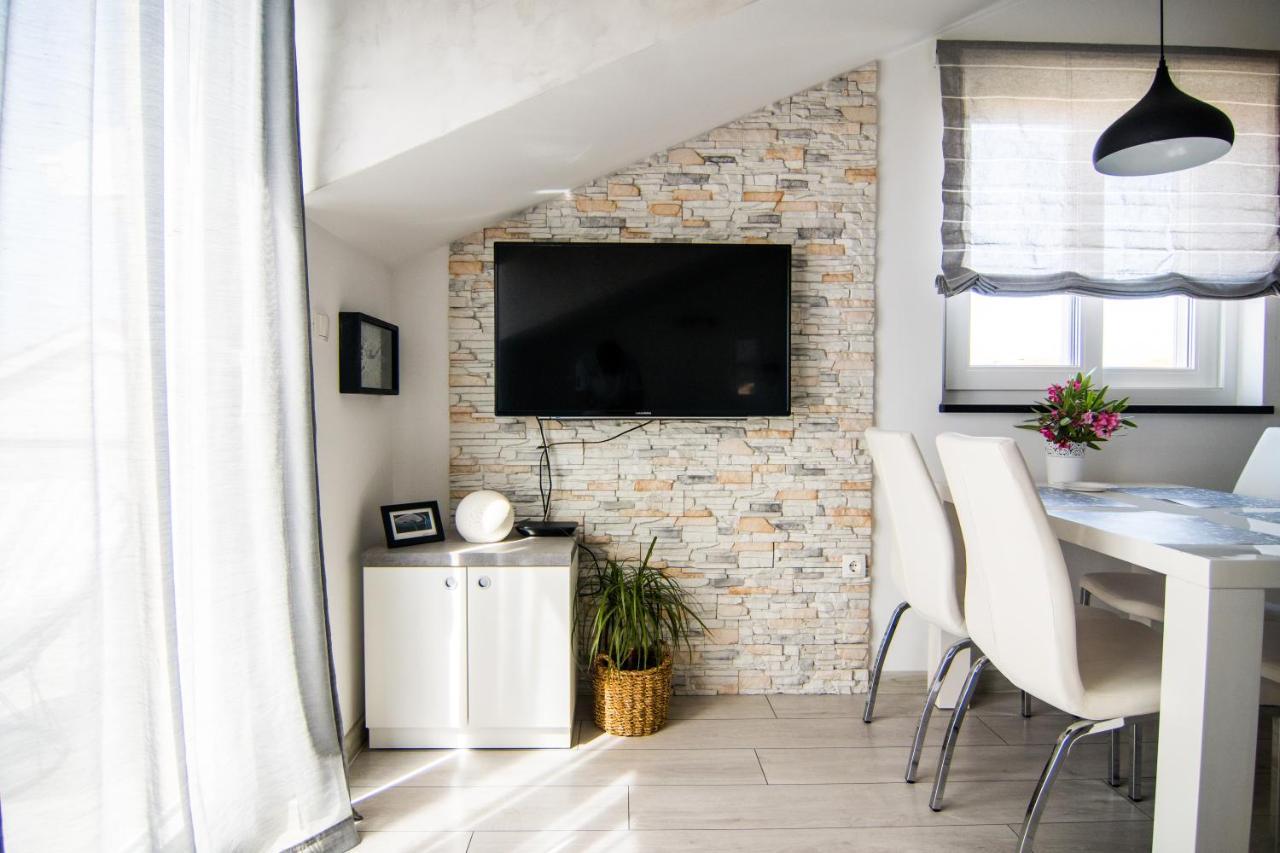 Apartments Up&Up Рогозница Екстериор снимка